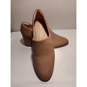 Clarks Leather Comfort Cushion Lily‎ Block Heel Pumps. Nwt Beige Office